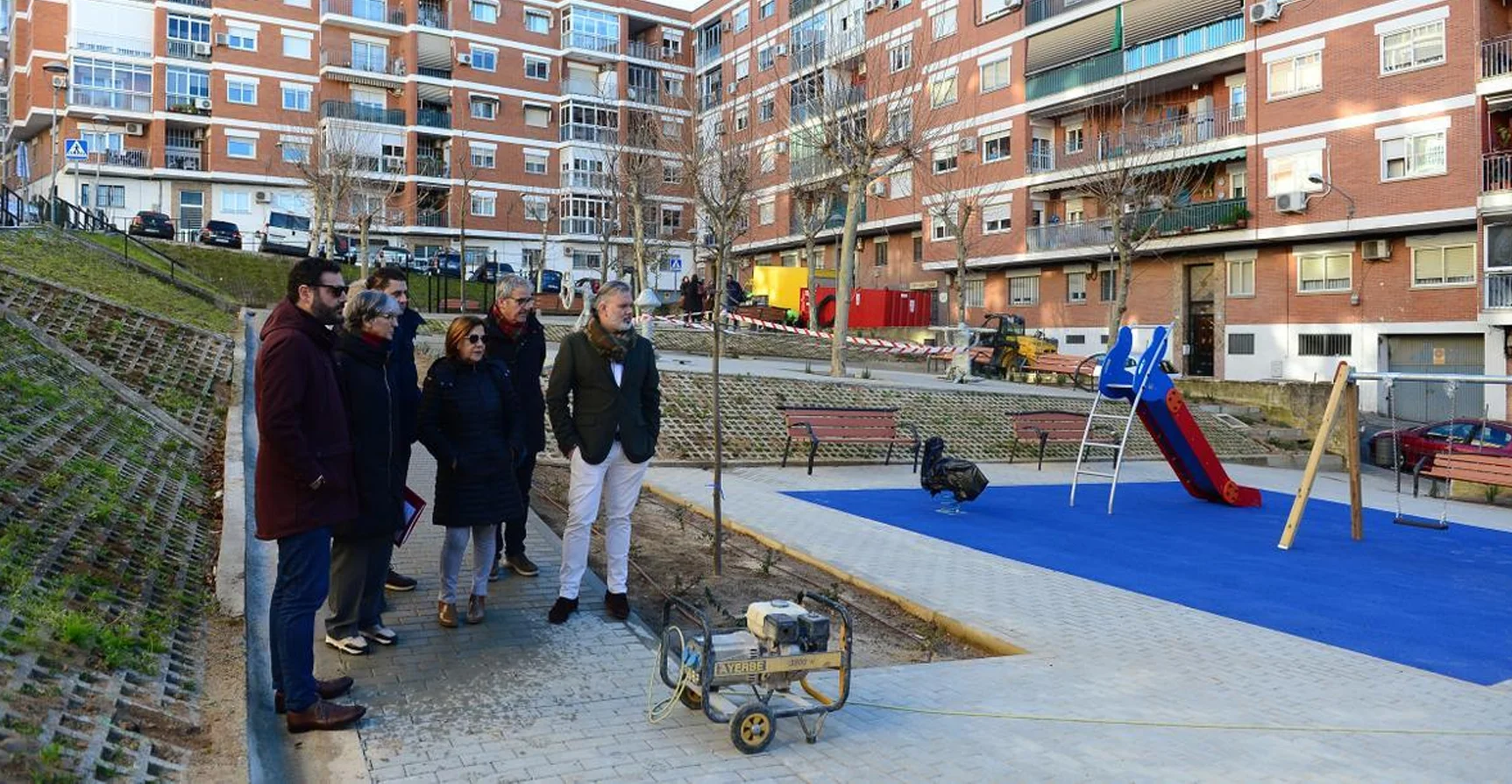 Parque infantil y área remodeladas en Plasencia